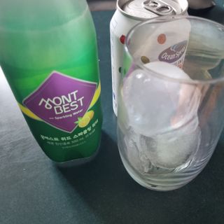 몽베스트 Montbest with Sparkling water Lemon OR Lime 20병(랜덤) — 5점을 준 리뷰어가 2022년 11월 올린 사용 사진