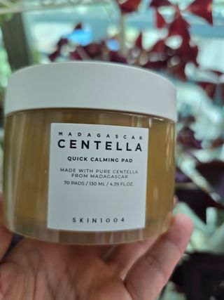 스킨1004 [SKIN1004] 마다가스카르 센텔라 퀵 카밍 패드 70매 130ml — 5점을 준 리뷰어가 2024년 9월 올린 사용 사진