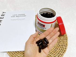 Swisse 스위스 고함량 프로폴리스 2,000mg 210정 — 5점을 준 리뷰어가 2021년 5월 올린 사용 사진
