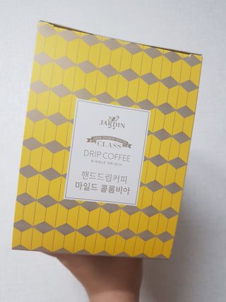(주)쟈뎅 쟈뎅 클래스 핸드 드립 커피 10P 2종_디카페인 1종+랜덤 플레이버 1종 — 4.5점을 준 리뷰어가 2021년 3월 올린 사용 사진