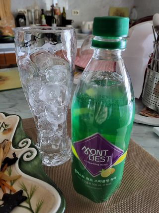 몽베스트 Montbest with Sparkling water Lemon OR Lime 20병(랜덤) — 5점을 준 리뷰어가 2021년 10월 올린 사용 사진