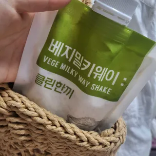 클린24시간  클린한끼 쉐이크 1세트 (5개) — 5점을 준 리뷰어가 2022년 9월 올린 사용 사진