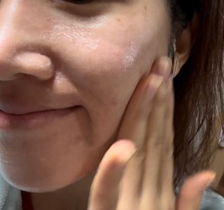 나우_ [리브엠]피부 속부터 겹겹이, 촘촘하게! 워터핏8중 수분착붙 크림 — 5점을 준 리뷰어가 2025년 1월 올린 사용 사진