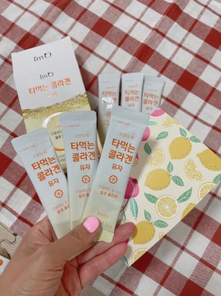 [음료수 대신 가능!]  빠르게 흡수되는 아임오 타먹는 콜라겐 1박스 — 5점을 준 리뷰어가 2023년 4월 올린 사용 사진