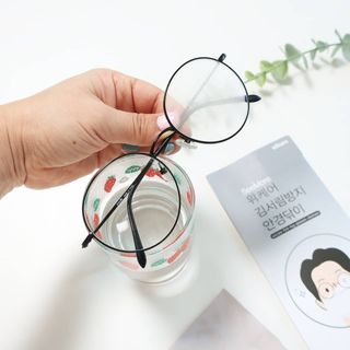 위케어 김서림방지 안경닦이 안티포그 극세사클리너 — 5점을 준 리뷰어가 2021년 2월 올린 사용 사진