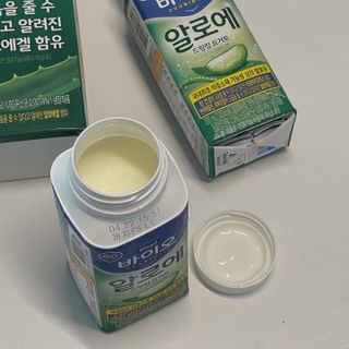 LIVE 매일바이오 알로에 드링킹 요거트 — 3.5점을 준 리뷰어가 2022년 4월 올린 사용 사진