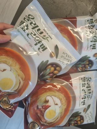클린24시간 올리브발효곤약면 시원김치면 1세트-(3봉) — 5점을 준 리뷰어가 2023년 12월 올린 사용 사진