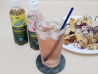 더그레잇티 콤부차 [매일유업] 더그레잇티 44kcal 콤부차 300ml *12개입 (오리지널 6개+베리리치 6개) — 5점을 준 리뷰어가 2023년 7월 올린 사용 사진