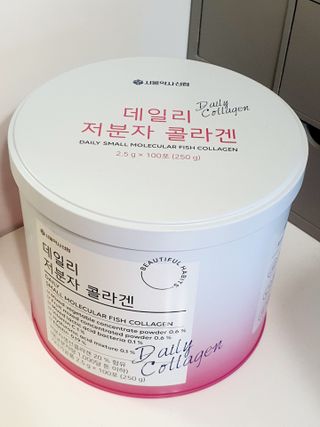 서울약사신협_데일리저분자콜라겐_2.5g x 100포 — 5점을 준 리뷰어가 2021년 5월 올린 사용 사진