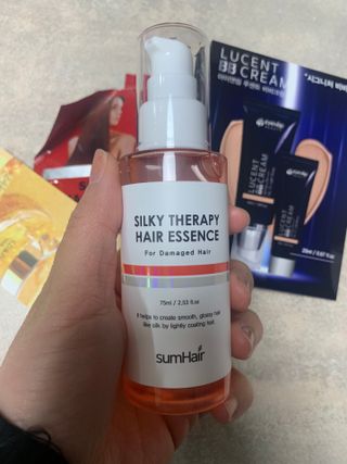 썸헤어 / SUMHAIR 썸헤어 실키 테라피 헤어 에센스 — 5점을 준 리뷰어가 2021년 5월 올린 사용 사진