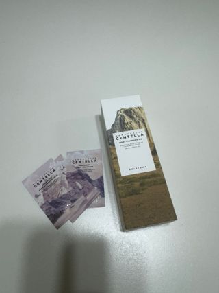 스킨1004 [SKIN1004] 마다가스카르 센텔라 라이트 클렌징 오일 200ml — 5점을 준 리뷰어가 2024년 7월 올린 사용 사진