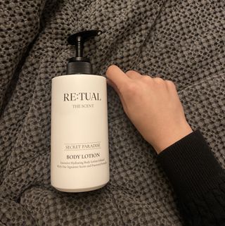 레츄얼 더 센트 바디로션 시크릿 파라다이스(500ml) — 5점을 준 리뷰어가 2022년 10월 올린 사용 사진