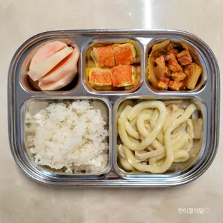 [푸딩팩토리] 로제누들떡볶이 500g / 까르보나라크림누들떡볶이 500g — 5점을 준 리뷰어가 2022년 7월 올린 사용 사진