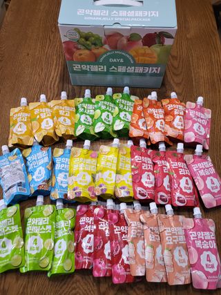 참앤들황토농원 10가지 맛, 입맛대로 스페셜하게~ 가볍게 한 포 땡! 곤약젤리 스페셜 패키지 130ml x 30포 — 5점을 준 리뷰어가 2022년 12월 올린 사용 사진