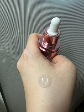 나우 [리브엠] 123억개 엑소좀으로 채운 눈부신 광채, 엑소코어 화이트닝 텐션 앰플 — 5점을 준 리뷰어가 2023년 8월 올린 사용 사진