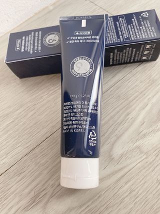 헬리덴티 더 플러스 치약 — 4점을 준 리뷰어가 2021년 3월 올린 사용 사진