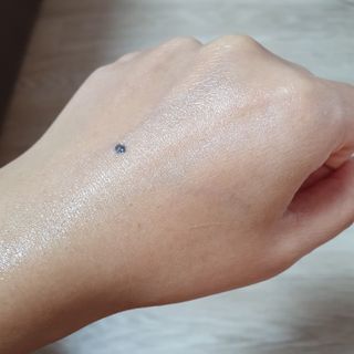 리더스코스메틱 리더스 퍼스트 샷 액티브 에센스 에이지 컨트롤 — 4.5점을 준 리뷰어가 2021년 11월 올린 사용 사진