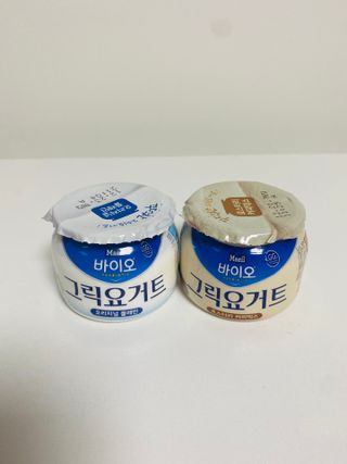 매일바이오 그릭요거트 오리지널 플레인 4개, 로스터리 커피믹스 4개 — 5점을 준 리뷰어가 2021년 12월 올린 사용 사진