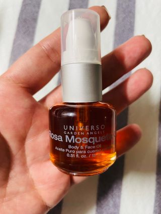 유니베르소 로즈힙 오일 15ml — 4점을 준 리뷰어가 2021년 6월 올린 사용 사진