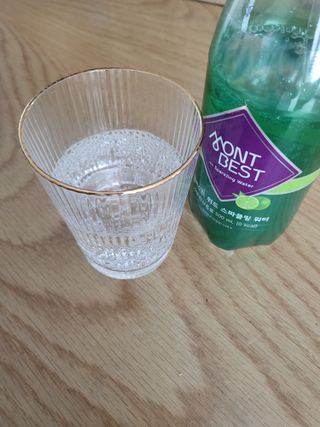 몽베스트 Montbest with Sparkling water Lime20병 — 5점을 준 리뷰어가 2023년 3월 올린 사용 사진