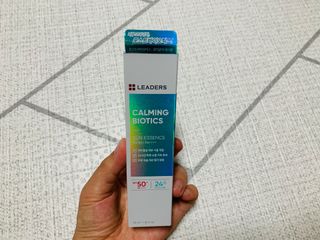 리더스코스메틱 리더스 카밍 바이오틱스 선 에센스 SPF 50+ PA++++ — 5점을 준 리뷰어가 2022년 6월 올린 사용 사진