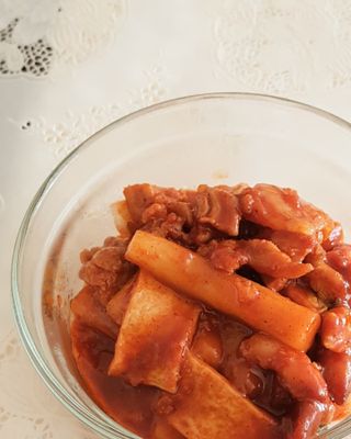 한성기업 무볼레 닭떡볶이+해물떡볶이 2종 세트 — 5점을 준 리뷰어가 2021년 10월 올린 사용 사진