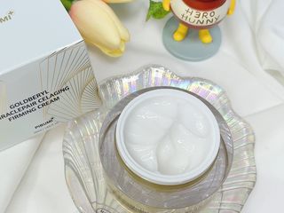 피부미 골드베릴 미라클페어 세레이징 퍼밍 크림 50ml — 3점을 준 리뷰어가 2021년 10월 올린 사용 사진