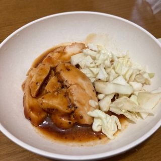 굽네몰 [굽네] 소스가 맛있는 닭가슴살 슬라이스 4종 — 4점을 준 리뷰어가 2021년 11월 올린 사용 사진
