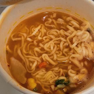 NISSIN 닛신 컵누들  4종 - 씨푸드오리지날, 씨푸드 스파이시, 씨푸드 커리, 씨푸드 XO소스 — 5점을 준 리뷰어가 2022년 1월 올린 사용 사진