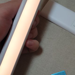 아카라 어두울 때만 켜지는 스마트 무선 센서등 — 5점을 준 리뷰어가 2021년 10월 올린 사용 사진