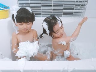여우두마리 아기 버블클렌저 버블폼 거품놀이 유아바디워시 배쓰밤 입욕제 — 5점을 준 리뷰어가 2021년 2월 올린 사용 사진