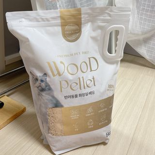 버진플래닛코리아 버진플래닛 고양이 화장실 우드 펠렛 모래 배변 펠릿 — 5점을 준 리뷰어가 2023년 2월 올린 사용 사진