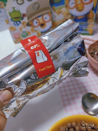 씨알푸드 뽀로로 시리얼 3종 — 5점을 준 리뷰어가 2022년 2월 올린 사용 사진
