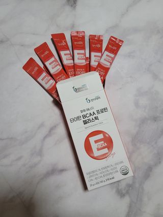 [인디닥터] 타이탄 BCAA 프로틴 젤리스틱 — 5점을 준 리뷰어가 2022년 5월 올린 사용 사진