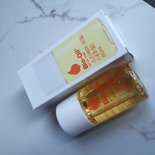 바이오오일 [바이오-오일] 스킨케어 오일 내추럴 60ml — 5점을 준 리뷰어가 2021년 6월 올린 사용 사진