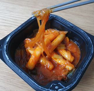 한성기업 무볼레 닭떡볶이+해물떡볶이 2종 세트 — 5점을 준 리뷰어가 2021년 10월 올린 사용 사진