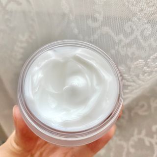 플레라디 에델바이스 인리치드 머랭 크림 — 4점을 준 리뷰어가 2021년 6월 올린 사용 사진
