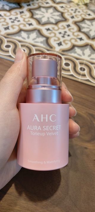 AHC 아우라 시크릿 톤업 벨벳 — 4점을 준 리뷰어가 2021년 4월 올린 사용 사진