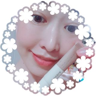 [후르디아] 올리브영 착한보습 비건 립버터 2종 — 5점을 준 리뷰어가 2021년 12월 올린 사용 사진