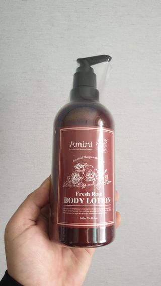 아미니 플라워테라피 바디로션  500ml 시리즈 — 4점을 준 리뷰어가 2021년 4월 올린 사용 사진