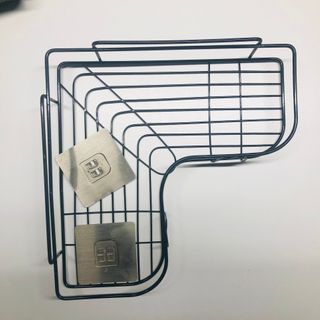 원달러샵 철제 코너 욕실 선반 — 4점을 준 리뷰어가 2021년 1월 올린 사용 사진