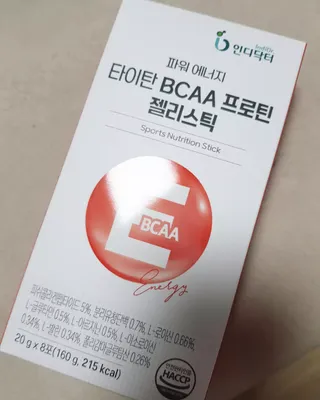 [인디닥터] 타이탄 BCAA 프로틴 젤리스틱 — 4점을 준 리뷰어가 2022년 6월 올린 사용 사진