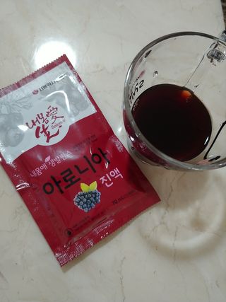 서울약사신협_내몸애생발란스아로니아_70ml x 30포 — 5점을 준 리뷰어가 2021년 7월 올린 사용 사진