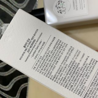 줄라이 모닝 _ JULY MORNING 줄라이모닝 하이드레이팅 퍼퓸드 바디앤핸드 에멀젼 — 5점을 준 리뷰어가 2021년 9월 올린 사용 사진