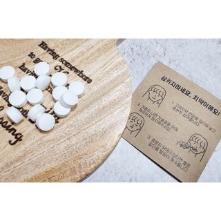 녹다 츄츄고체치약 150정 프로폴리스 죽염 씹는 치약 — 3점을 준 리뷰어가 2022년 12월 올린 사용 사진