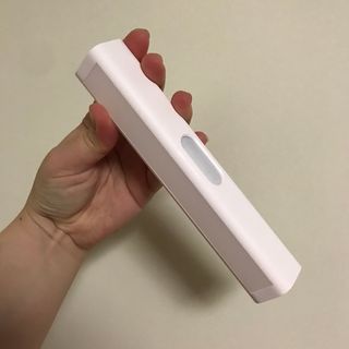 아카라 어두울 때만 켜지는 스마트 무선 센서등 — 4.5점을 준 리뷰어가 2021년 11월 올린 사용 사진