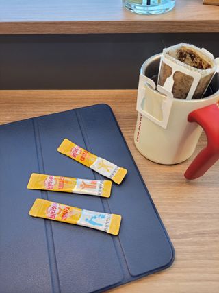 광동생활건강 [제니에디션] 비타500데일리스틱 gift set 60포+제니굿즈 3종+쇼핑백 — 5점을 준 리뷰어가 2021년 11월 올린 사용 사진