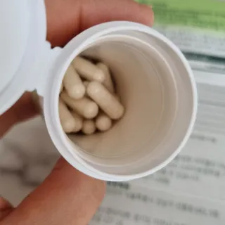 라엘 밸런스 3종 (질 건강 리스펙타 프로바이오틱스, 월경케어 보라지유, 요로건강 크랜베리) 랜덤 증정 1개 — 5점을 준 리뷰어가 2022년 12월 올린 사용 사진