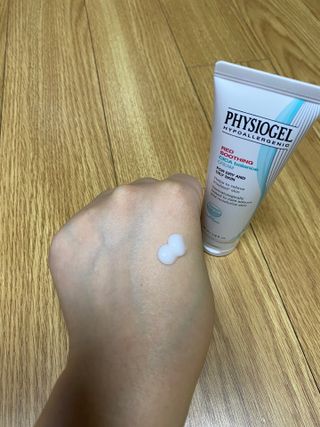 피지오겔 레드수딩 시카밸런스 크림 50ml — 5점을 준 리뷰어가 2022년 4월 올린 사용 사진