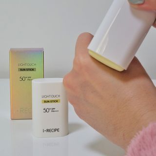 아이레시피 라이트터치 선스틱 15g (SPF50+, PA++++) — 5점을 준 리뷰어가 2023년 2월 올린 사용 사진